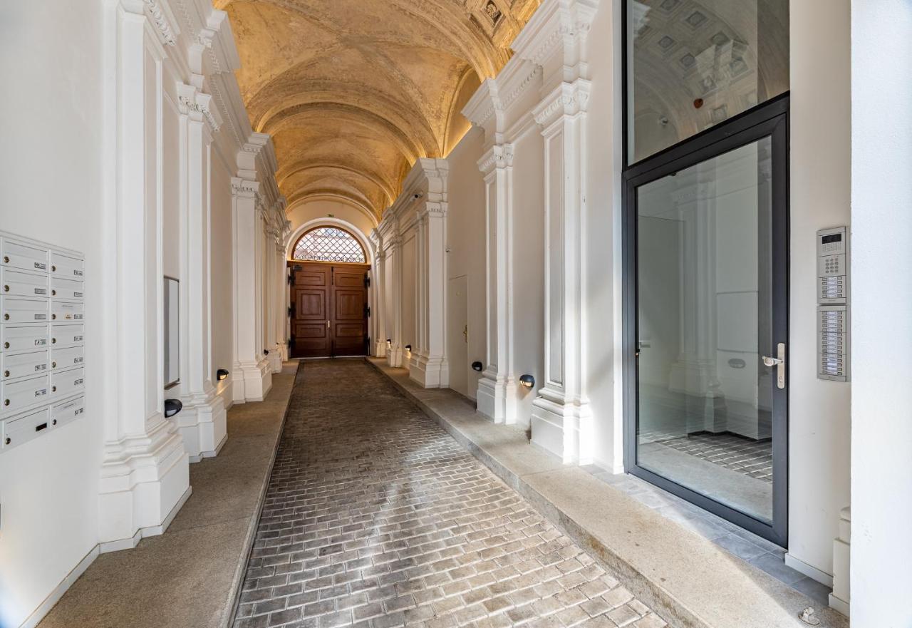 Elegant Apartments Located In The Centre Of Prague Praga Exterior foto